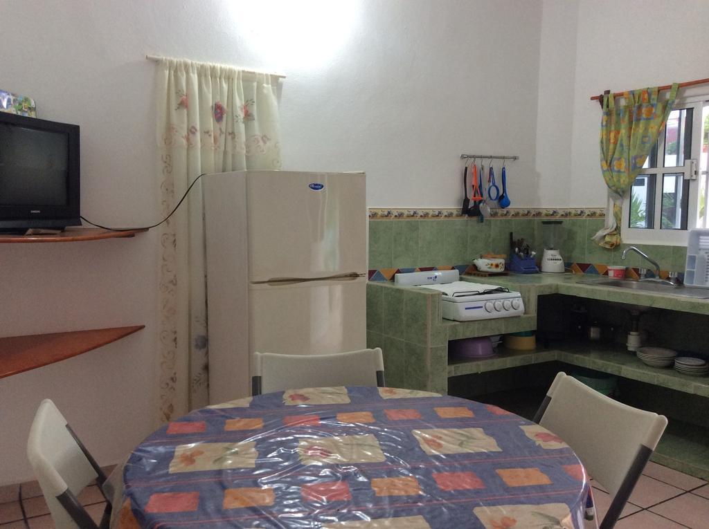Bungalows Casa Grande Aparthotel San Patricio Melaque Ruang foto
